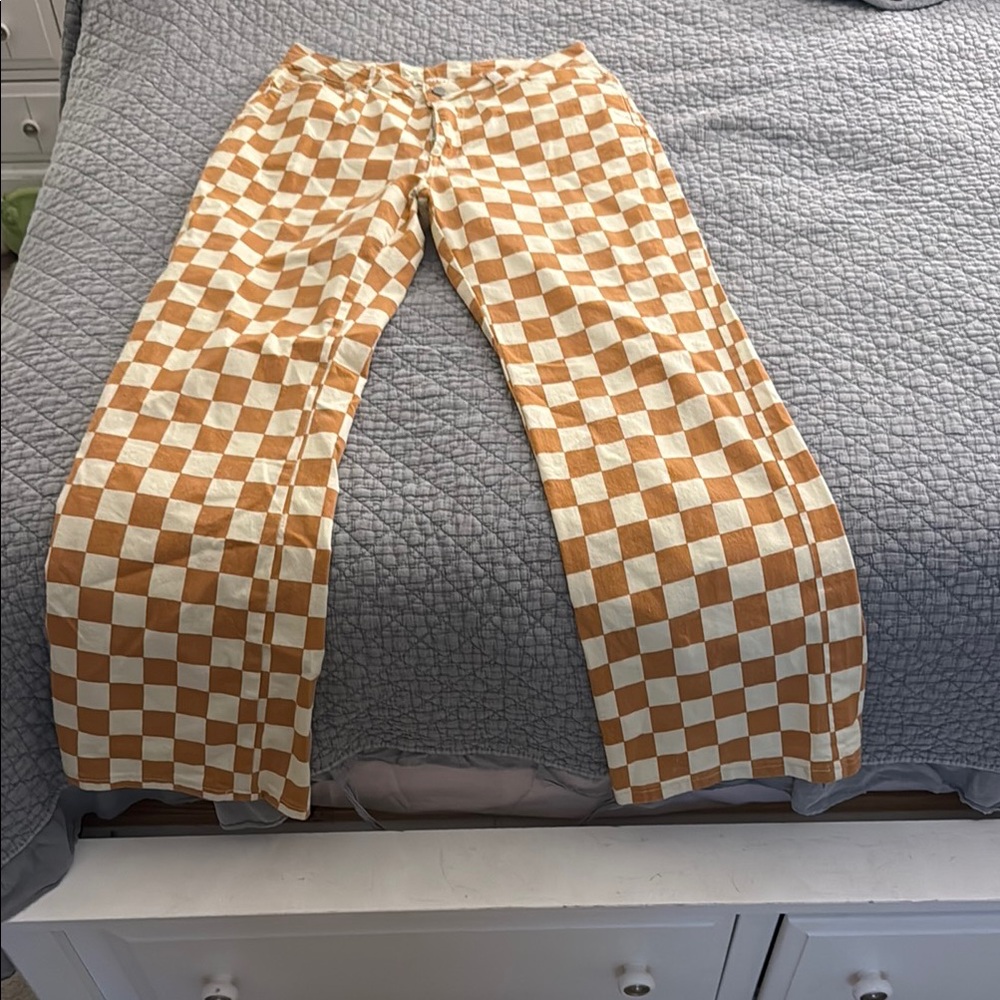 BaeVely Checkered Pants in Orange and White